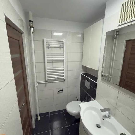 Apartament cu 2 camere decomandat în Titan
