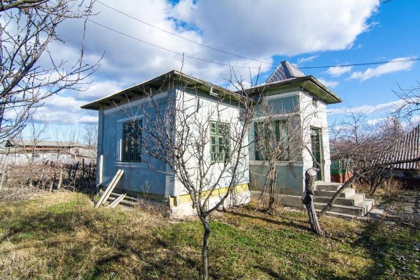 Casă individuală cu 3 camere cu Canalizare în Vedea