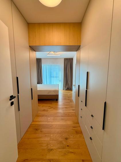 Apartament cu 4 camere semidecomandat în Cotroceni