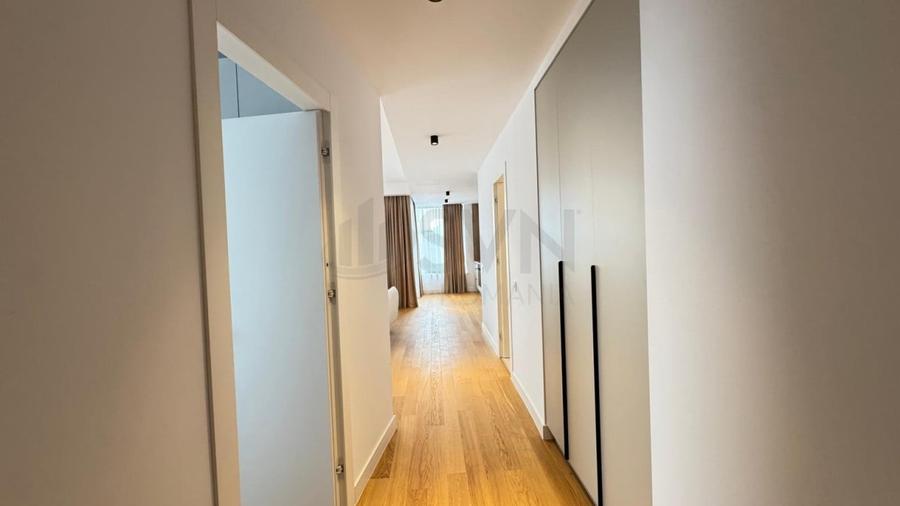 Apartament cu 3 camere decomandat în Iancu Nicolae