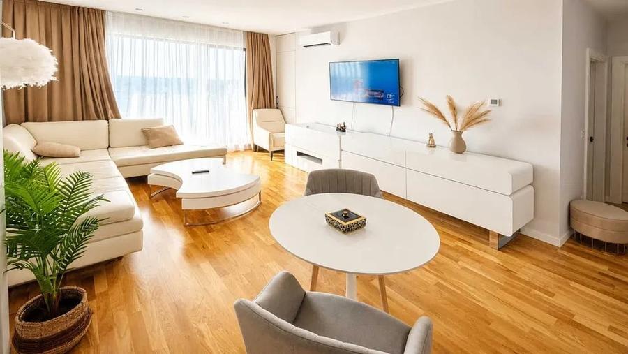 Apartament cu 2 camere semidecomandat, mobilat în Dămăroaia