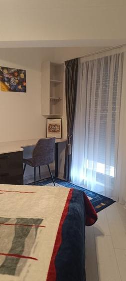 Apartament cu 3 camere decomandat în Exterior Vest