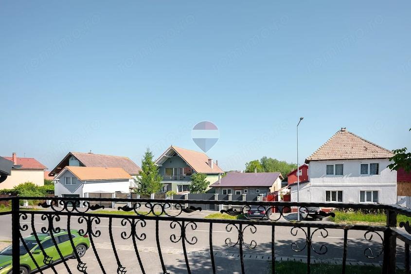 Casă cu 3 camere cu Teren 93 Mp în Sânpetru