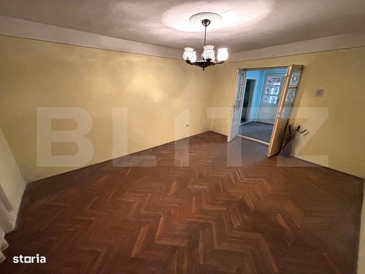 Casă cu 3 camere în Central