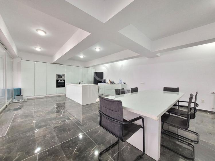 Apartament cu 4 camere decomandat, mobilat în Șelimbăr