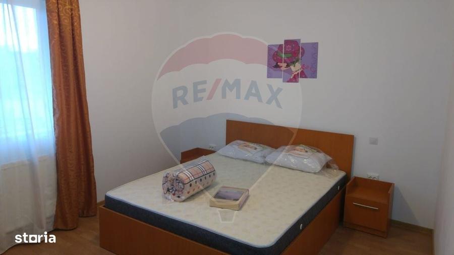 Casă cu 4 camere cu Teren 396 Mp în Central