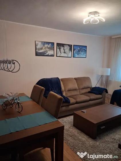 Inchiriez apartament 2 camere complet renovat modern (Sinaia) Platou Izvor - 8