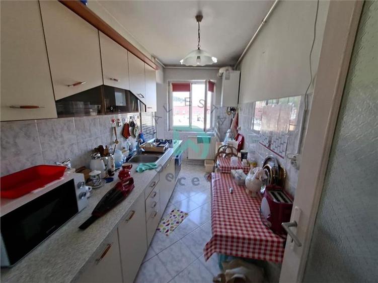 Apartament cu 2 camere decomandat în Astra