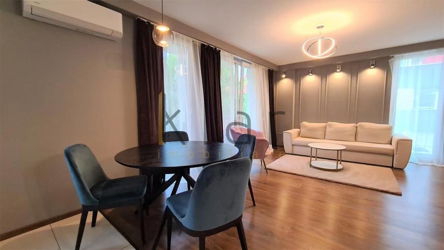 Apartament cu 2 camere semidecomandat, mobilat în Bună Ziua