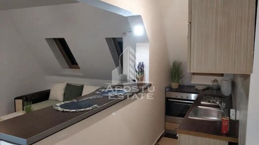 Apartament cu 2 camere semidecomandat, mobilat în Complex Studențesc
