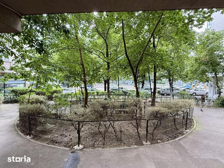 Apartament cu 3 camere decomandat în Gara de Nord