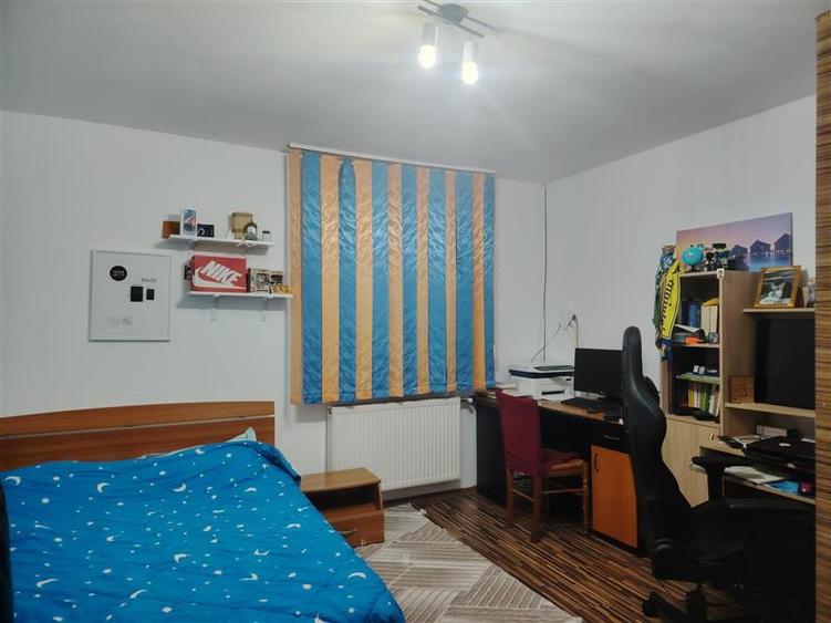 Casă individuală cu 3 camere cu Garaj în Lipănești
