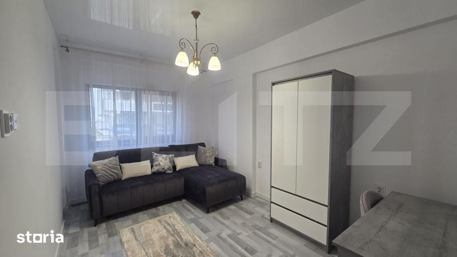 Apartament cu 3 camere semidecomandat în Exterior Nord