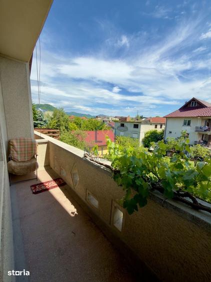Casă cu 5 camere cu Teren 918 Mp în Orașul Vechi