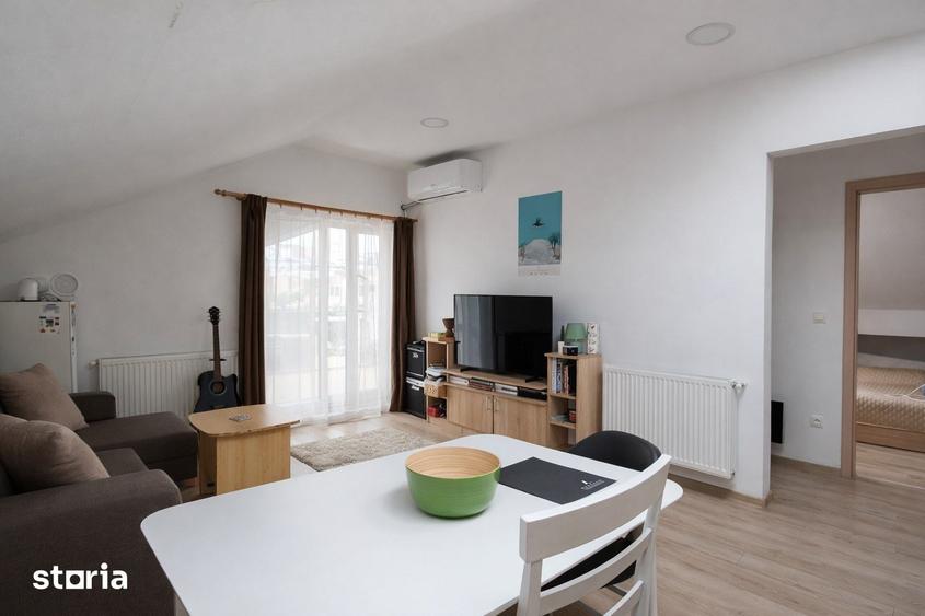 Apartament cu 3 camere decomandat în Bună Ziua