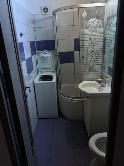 Garsonieră decomandată în Calea București