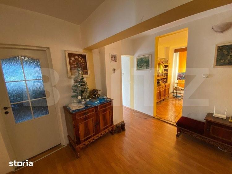 Apartament cu 4 camere în Central