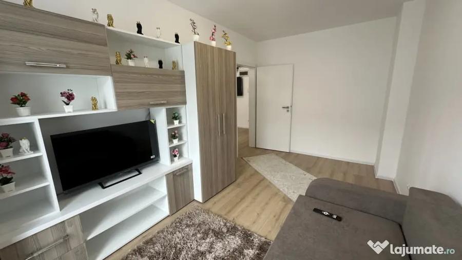 Apartament cu 2 camere semidecomandat în Vasile Alecsandri
