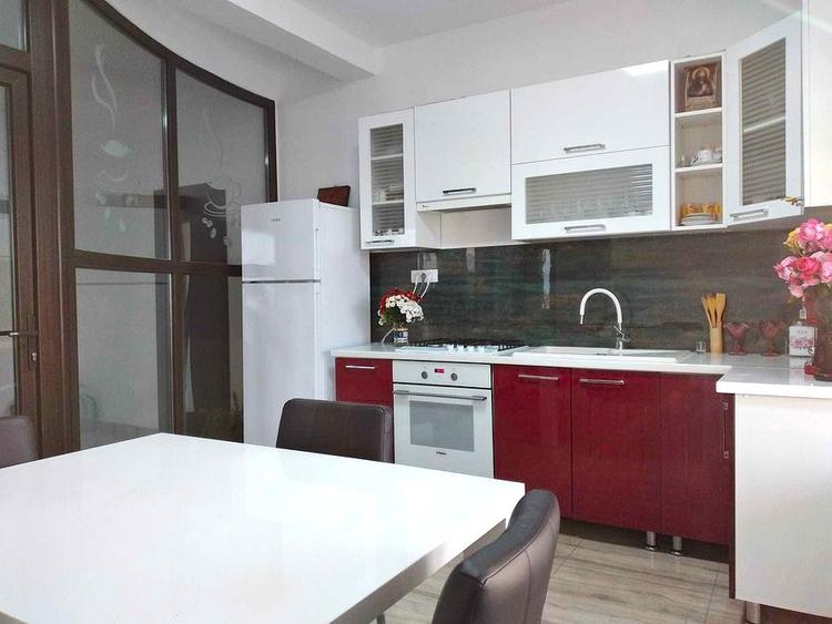 Duplex cu 5 camere cu Teren 1560 Mp în Bucium