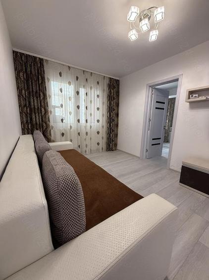 Apartament cu 2 camere semidecomandat în Casa de Cultură