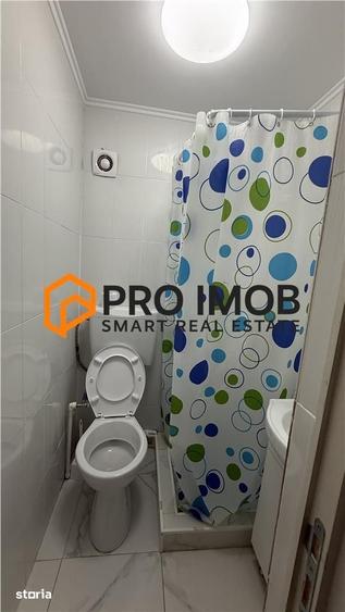 Spațiu comercial, de 60 mp, în Costești