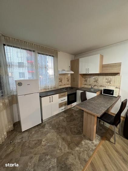Apartament cu 2 camere semidecomandat în Funcționarilor