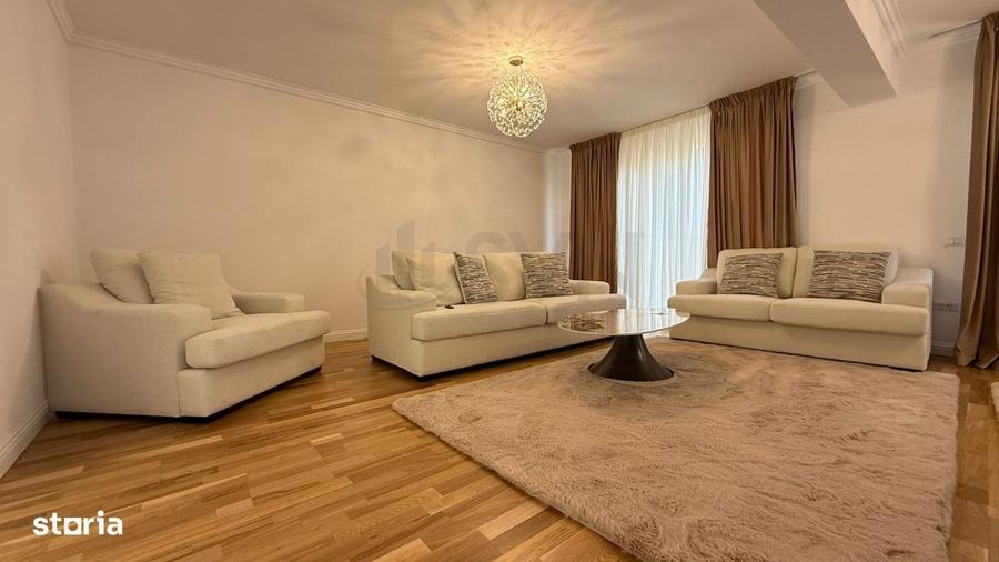 Casă cu 4 camere cu Teren 373 Mp în Străulești