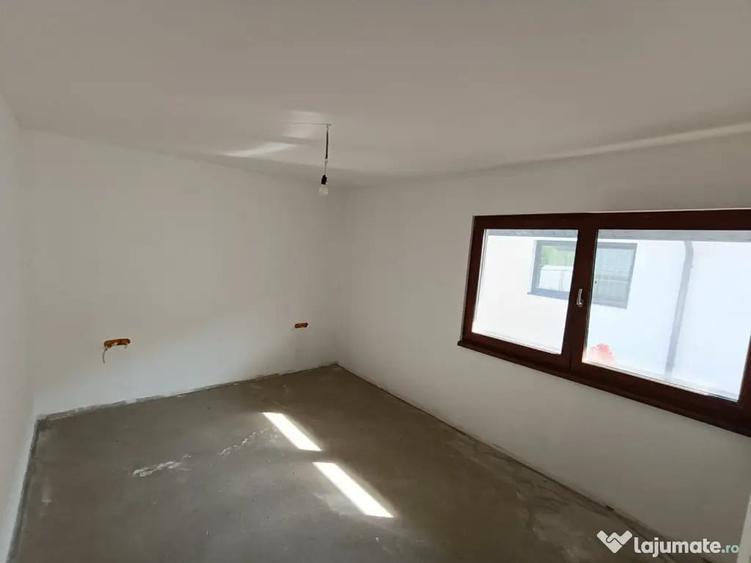 Casă cu 2 camere cu Teren 600 Mp în Tăuții-Măgherăuș
