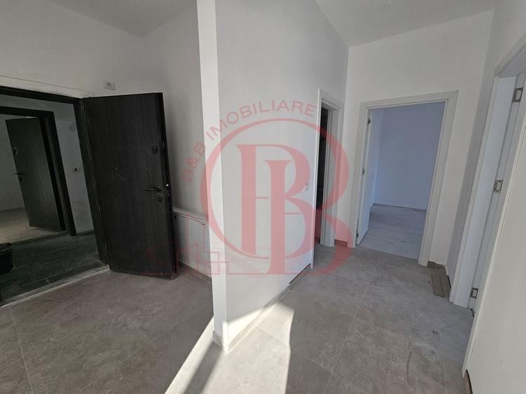 Apartament cu 3 camere decomandat în Theodor Pallady