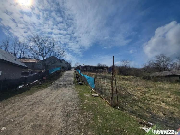 Teren de 1061 mp, în Rediu