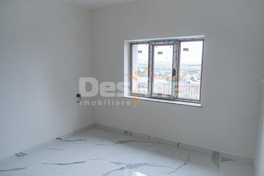 Apartament cu 2 camere semidecomandat în Exterior Sud