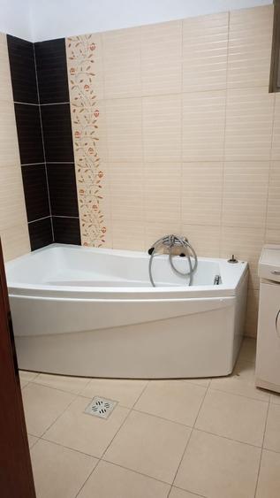 Apartament cu 2 camere decomandat în Cetate
