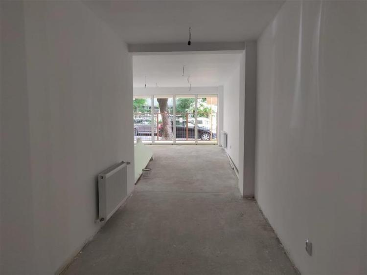 Spațiu comercial, de 100 mp, în Bucureștii Noi
