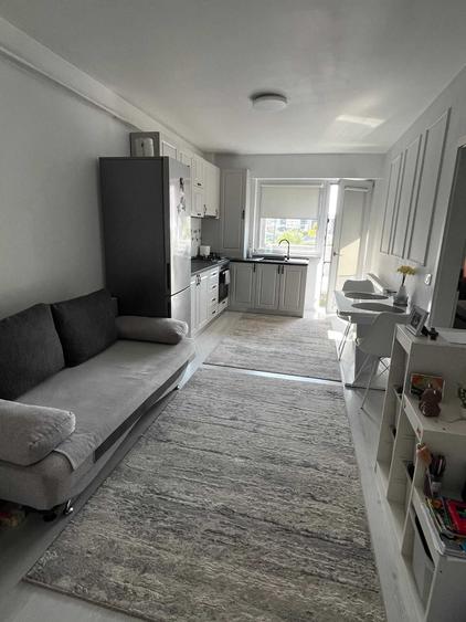 Apartament cu 2 camere semidecomandat în Exterior Vest