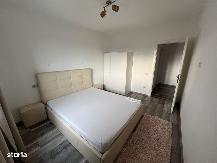 Apartament cu 3 camere în Dumbrăvița