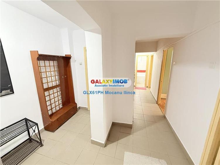 Apartament cu 4 camere decomandat, mobilat în Republicii