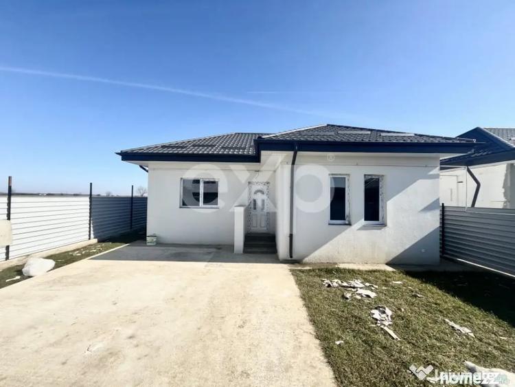 Casă cu 3 camere cu Teren 275 Mp în Crevedia
