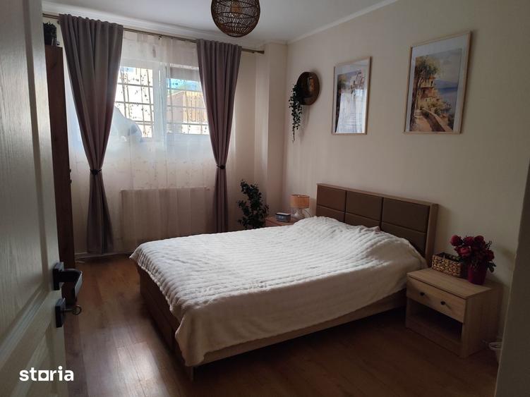Apartament cu 3 camere în Titan