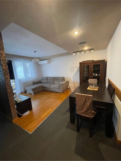 Apartament cu 3 camere decomandat în Andrei Mureșanu