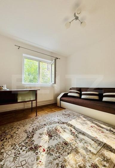 Apartament cu 4 camere decomandat, mobilat în Girocului