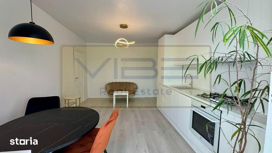 Apartament 3 camere decomandat Podu Ros Piata Nicolina - 1