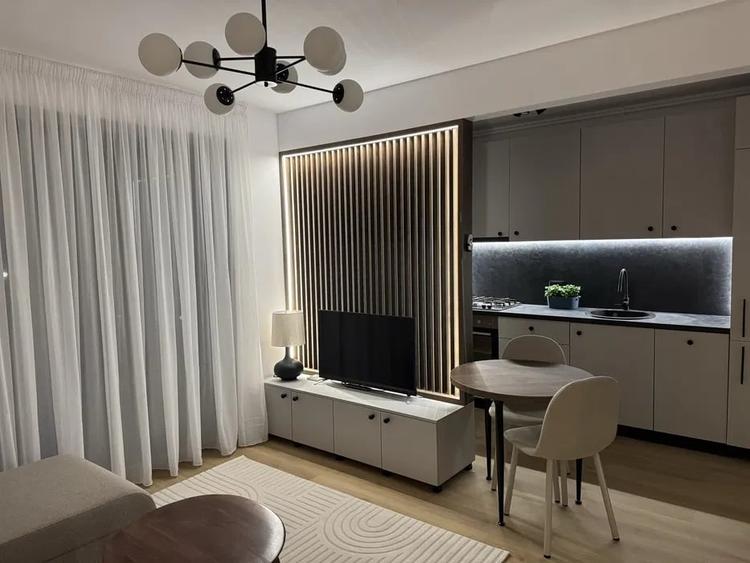Închiriere Apartament 2 camere Hils Titanium Balcon Centrala Proprie - 1