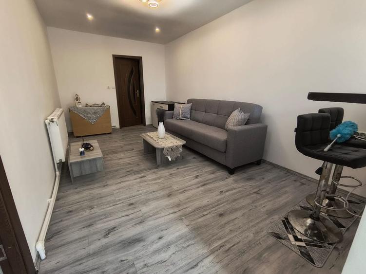 Casă cu 2 camere în Central