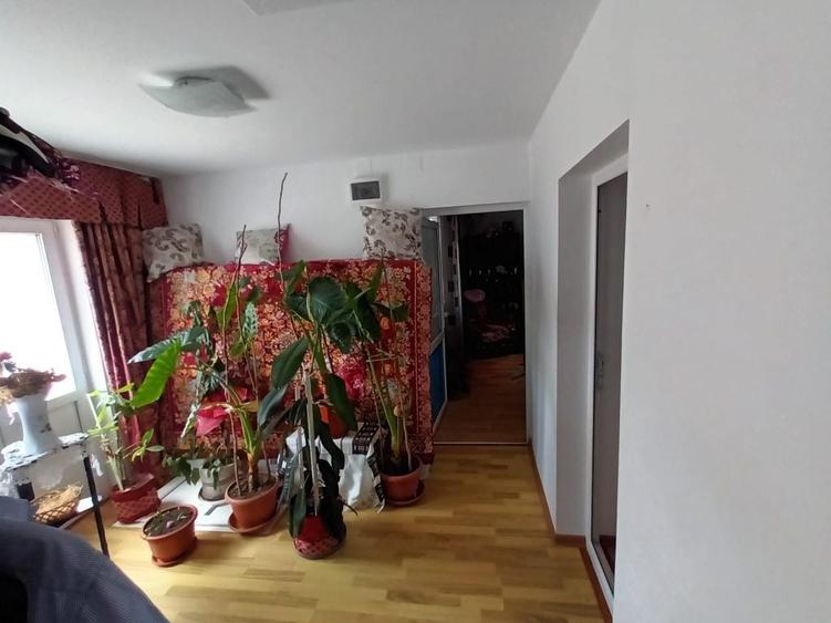 Casă cu 3 camere în Fântânele
