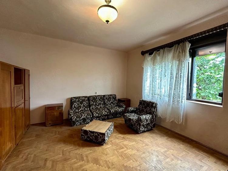 Casă cu 3 camere cu Teren 2868 Mp în Gavojdia