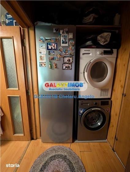 Apartament cu 3 camere decomandat în Giurgiului
