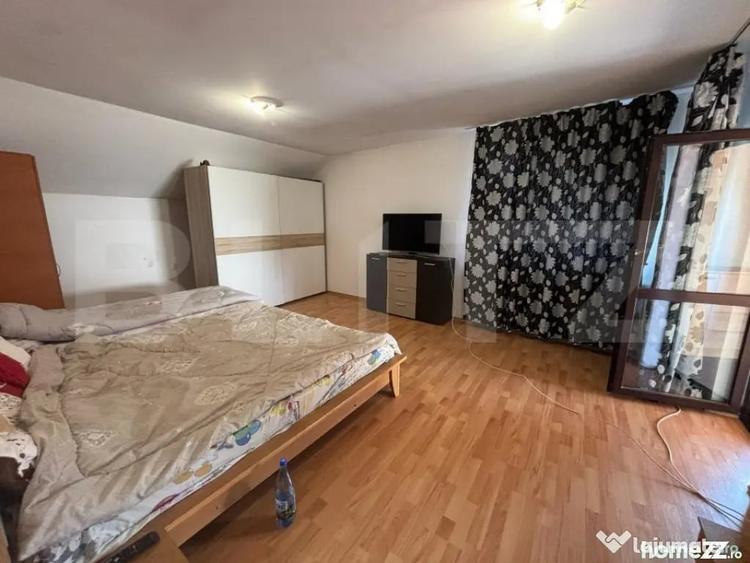 Casă cu 5 camere cu Teren 354 Mp în Micro 3