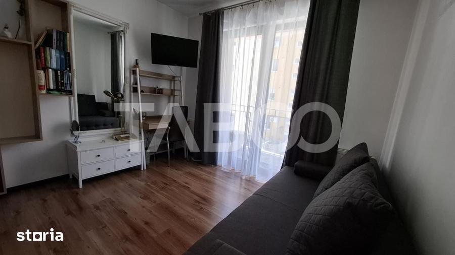 Apartament cu 3 camere decomandat în Turnișor