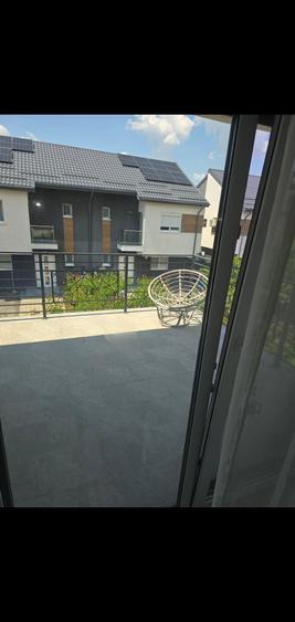 Casă cu 4 camere decomandat cu Teren 303 Mp în Central