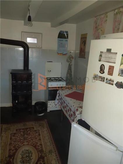 Casă individuală cu 4 camere cu Teren 2672 Mp în Râmnicelu